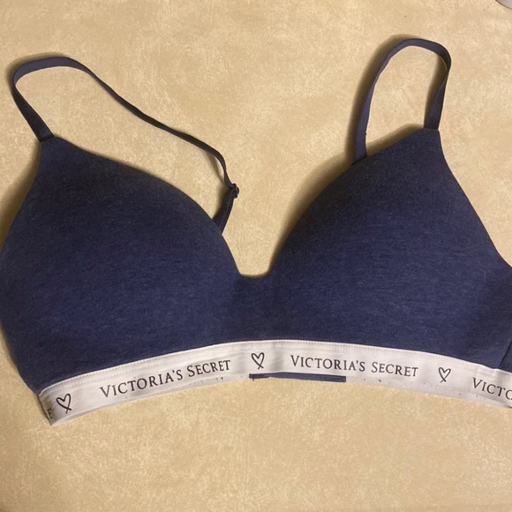 Victoria’s Secret bra navy 32C‎